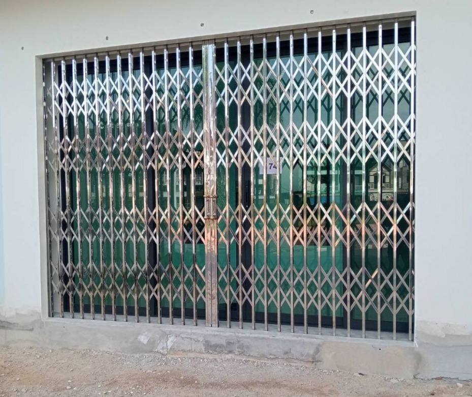 รับติดตั้งประตูหน้าต่างสแตนเลส หาดใหญ่